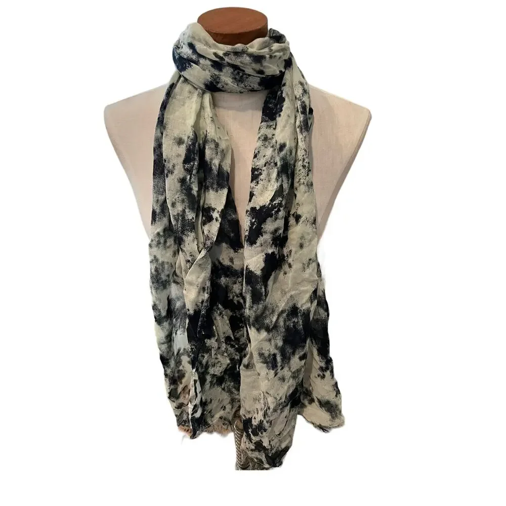 Soft Surroundings Large Lightweight Travel Scarf Black Cream Blot Print